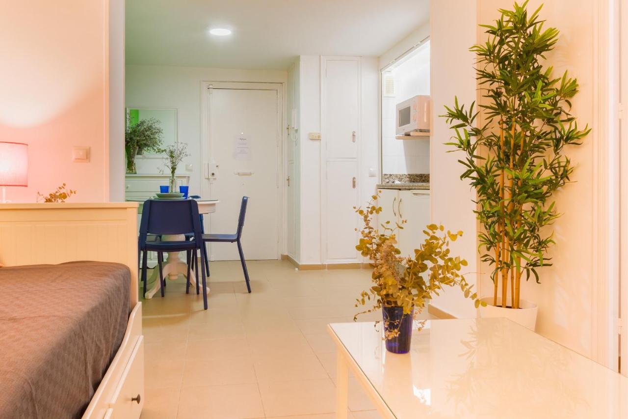 Anfitrion Sevilla 3 Экстерьер фото