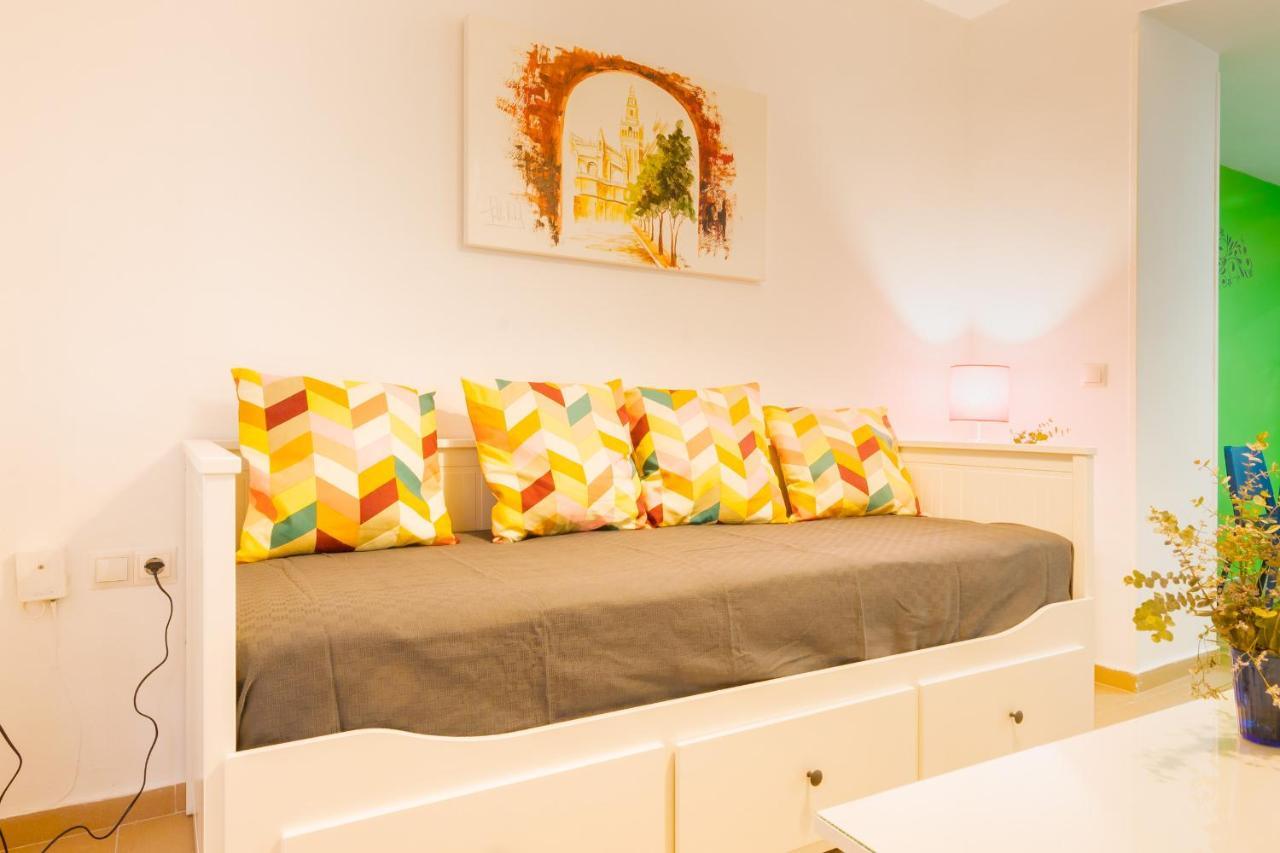 Anfitrion Sevilla 3 Экстерьер фото