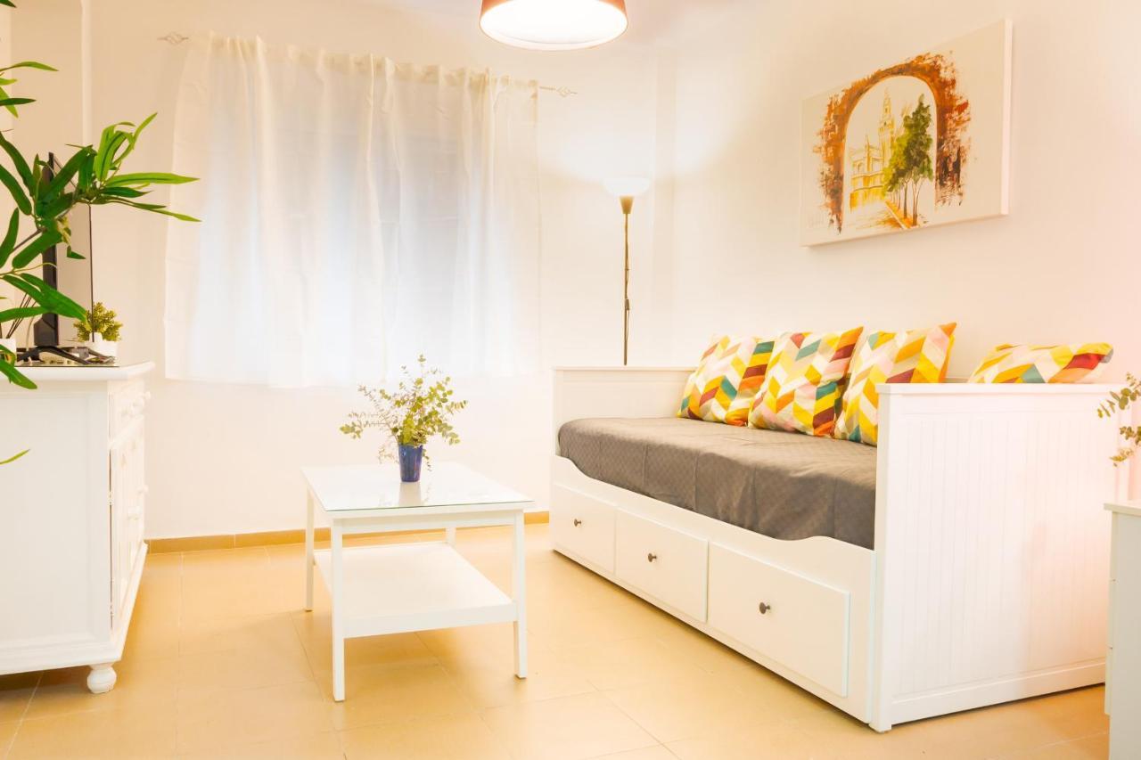 Anfitrion Sevilla 3 Экстерьер фото