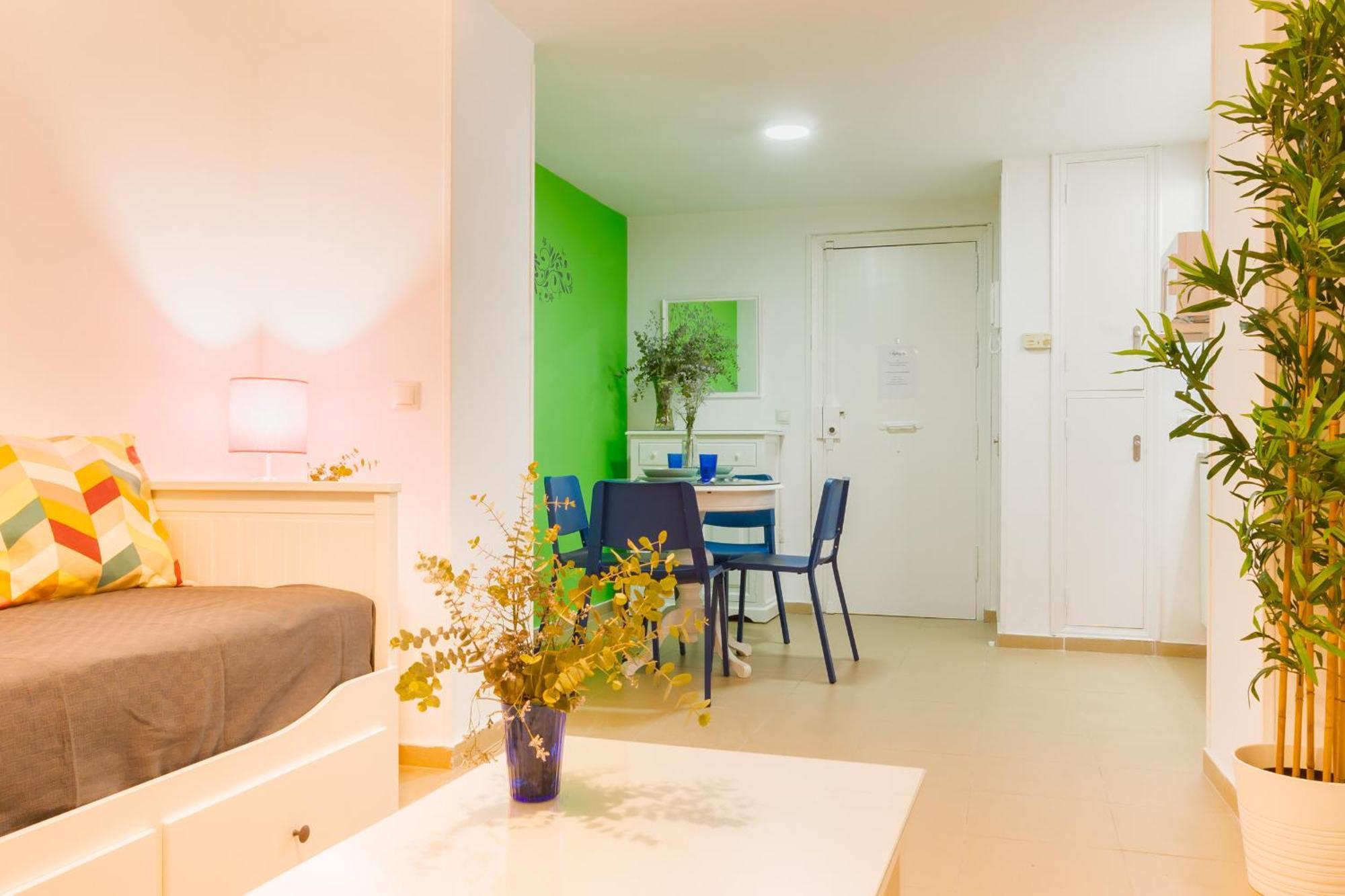 Anfitrion Sevilla 3 Экстерьер фото